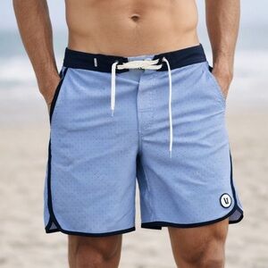 Vuori Cruise Boardshort Neptune Polka Dot Swim Trunks Men’s Size 30 beach